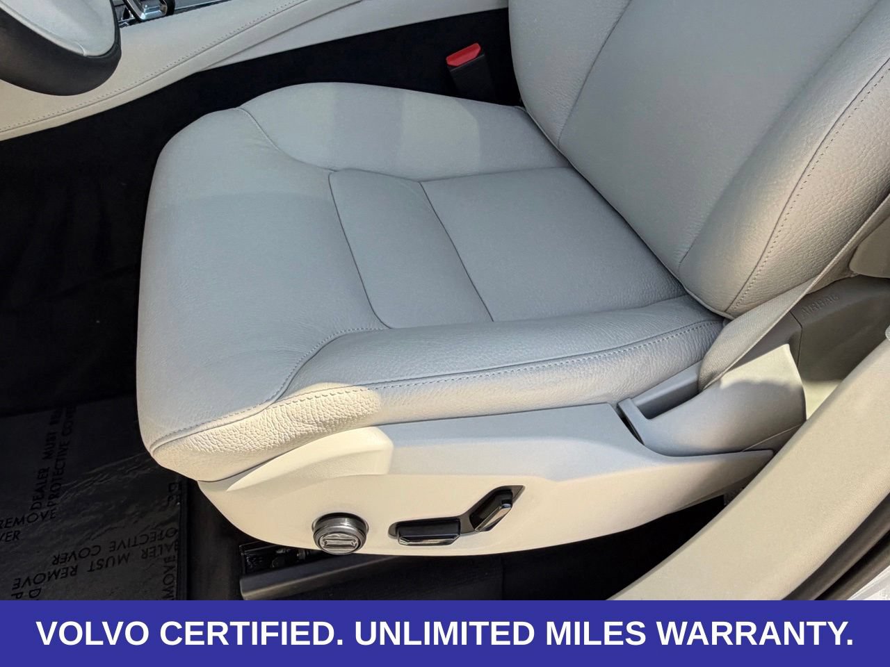 Certified 2025 Volvo XC90 T8 Plus AWD/4WD image 27