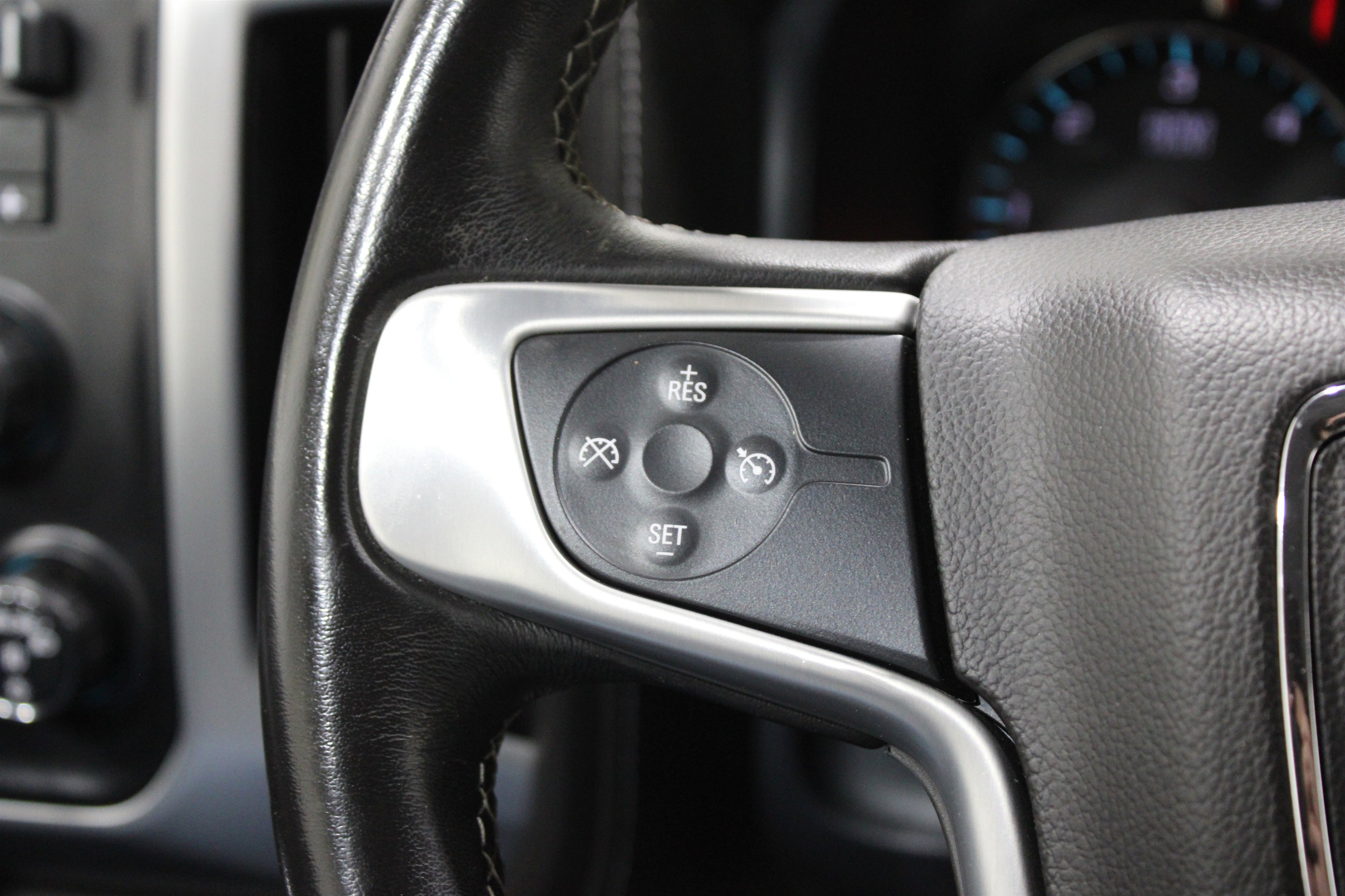 Used 2018 GMC Sierra 1500 SLT w/ SLT Premium Package image 11