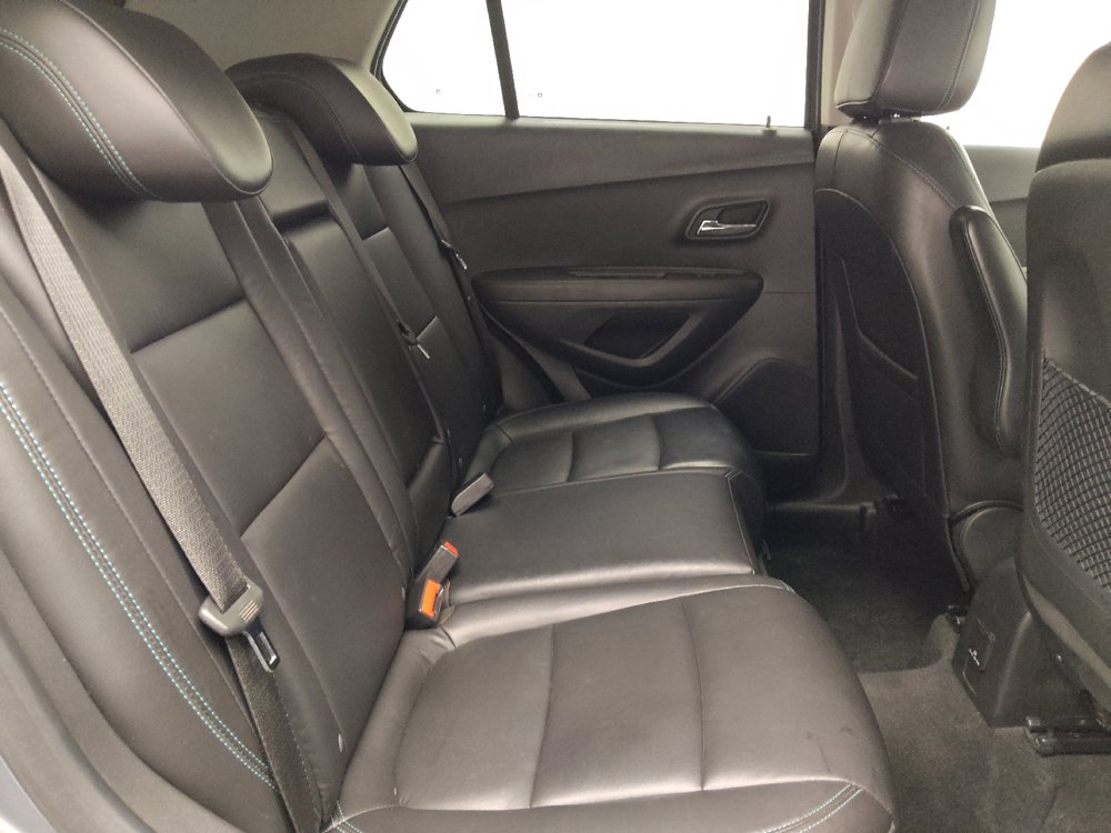 Used 2015 Chevrolet Trax LTZ FWD image 19