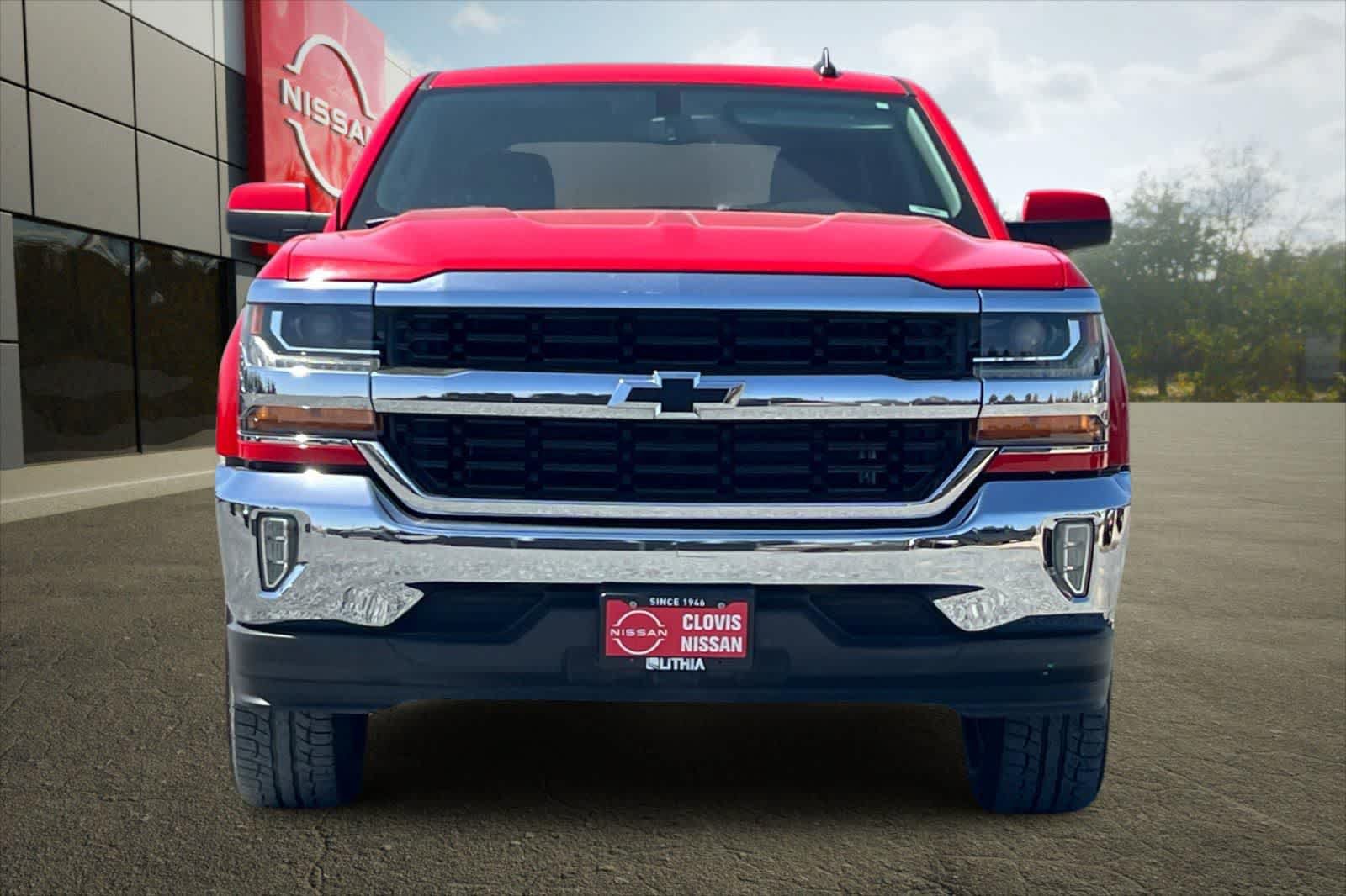 Used 2018 Chevrolet Silverado 1500 LT w/ All Star Edition RWD image 11