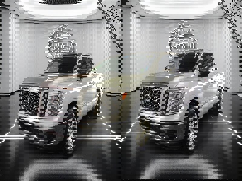 Used 2018 Nissan Titan SV