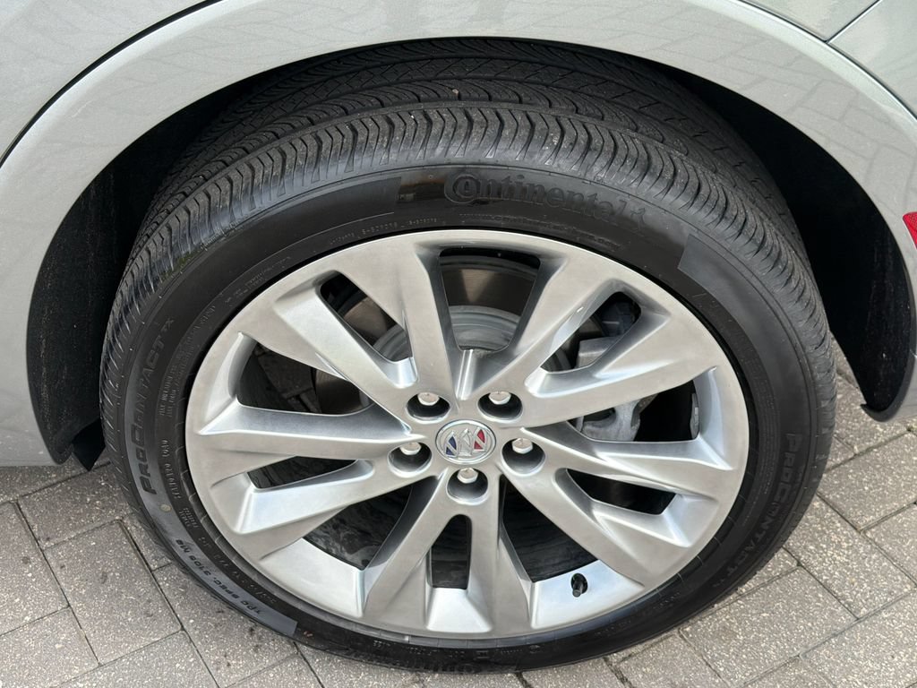 Used 2023 Buick Envision Avenir FWD image 31