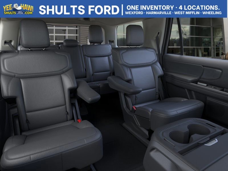 New 2026 Ford Expedition Active image 12