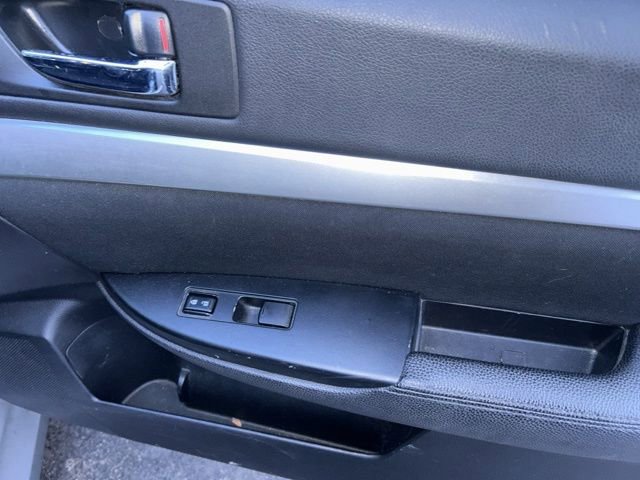 Used 2011 Subaru Legacy 2.5i Premium image 7