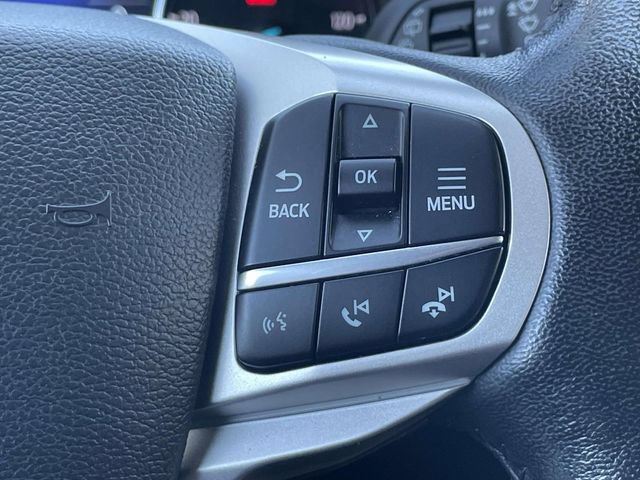 Used 2023 Ford Explorer XLT w/ Equipment Group 202A AWD/4WD image 16