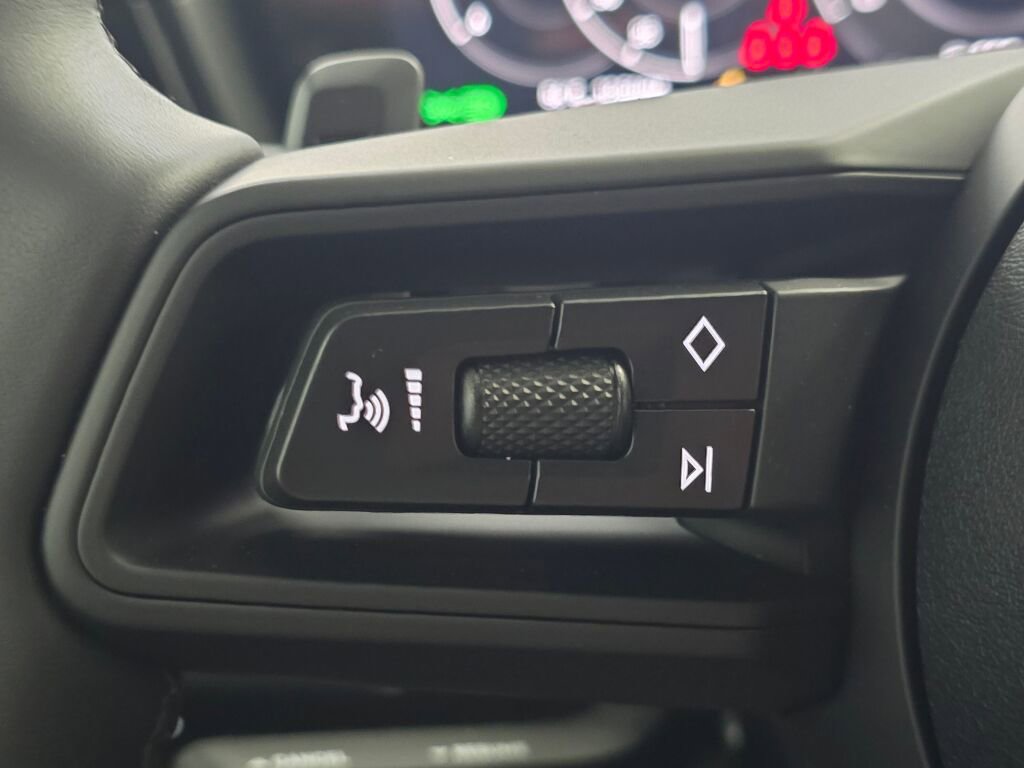 New 2026 Porsche Cayenne AWD/4WD image 46