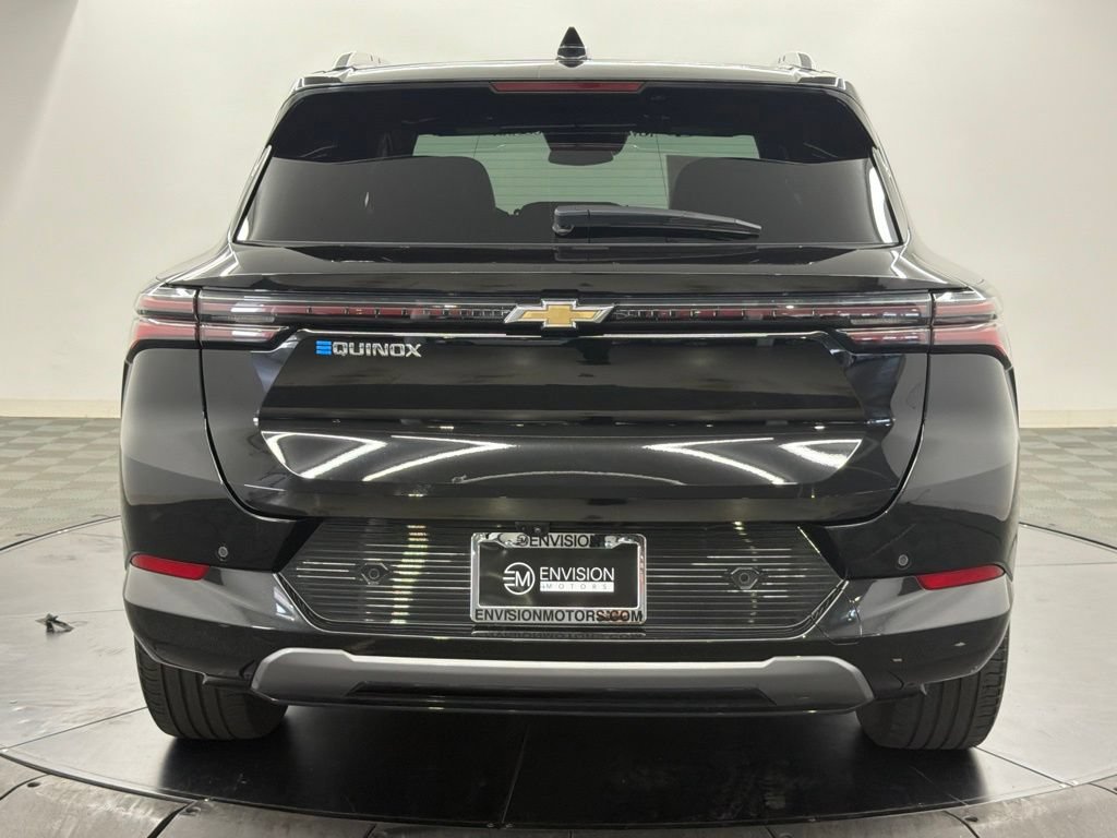 Used 2024 Chevrolet Equinox EV LT FWD image 11