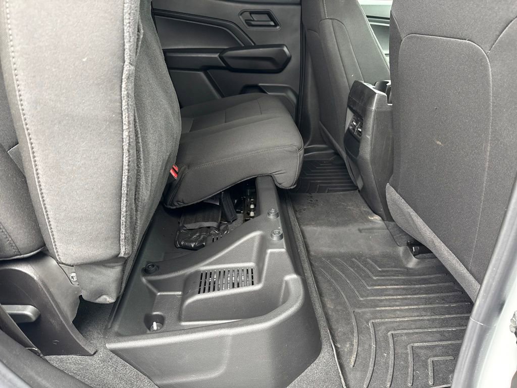 Used 2025 Chevrolet Colorado W/T image 21