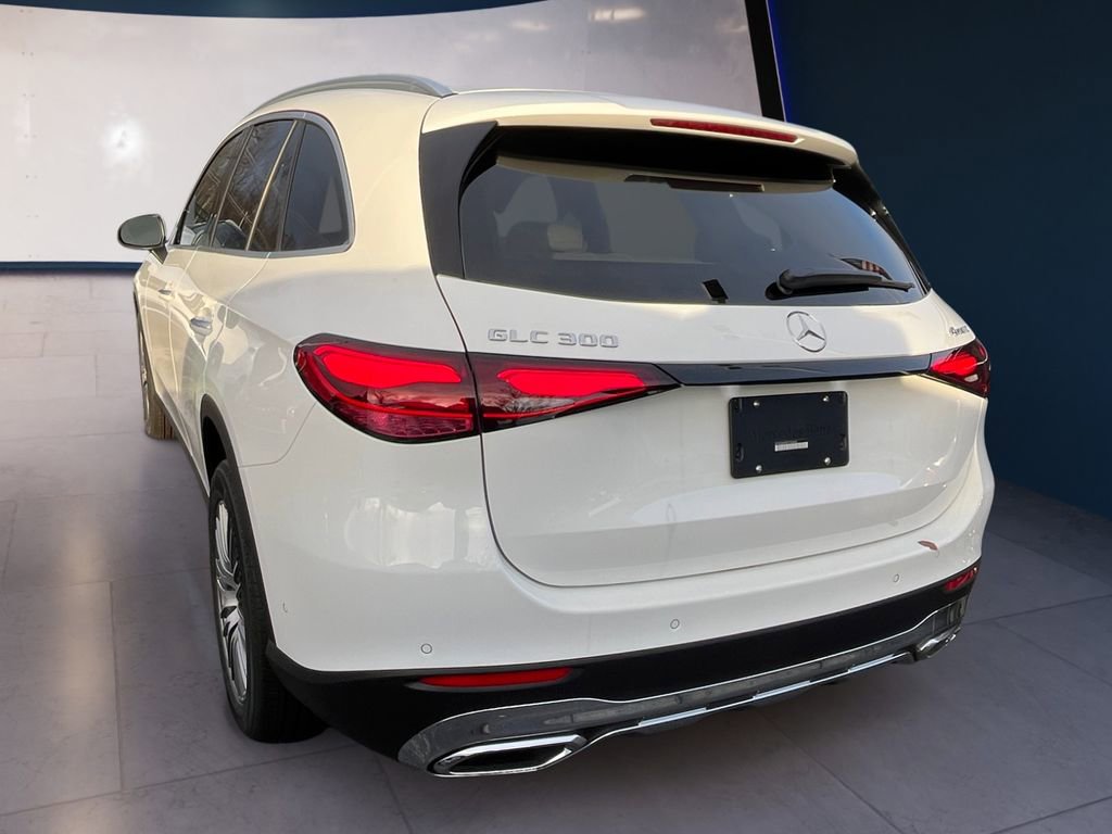New 2026 Mercedes-Benz GLC 300 4MATIC image 2