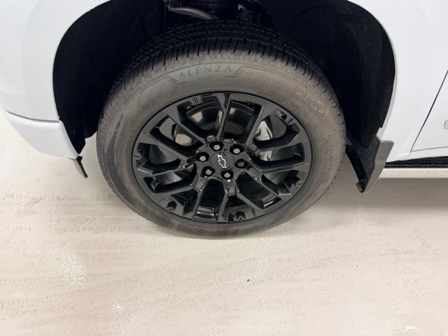 Used 2026 Chevrolet Silverado 1500 High Country AWD/4WD image 18