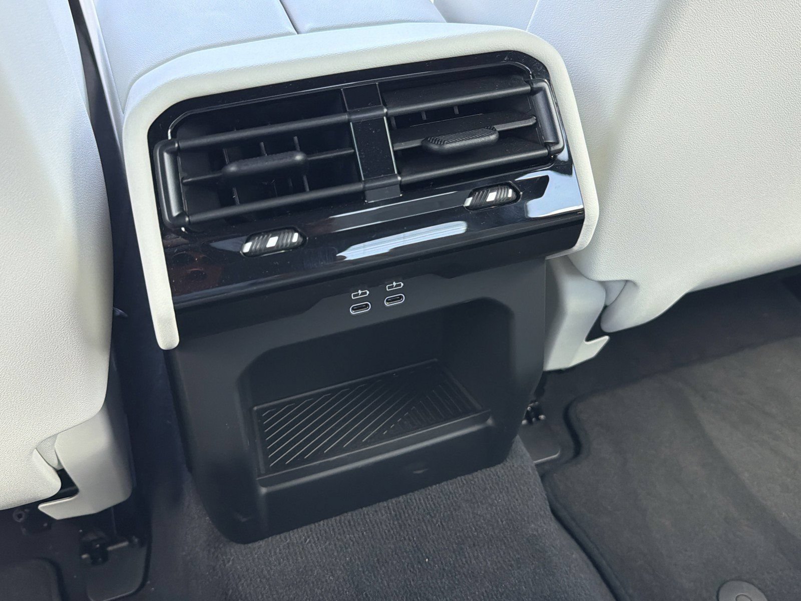 Certified 2025 BMW i5 M60 w/ Premium Package AWD/4WD image 18