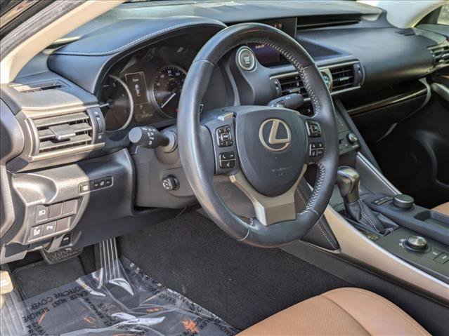 Used 2019 Lexus IS 300 image 10