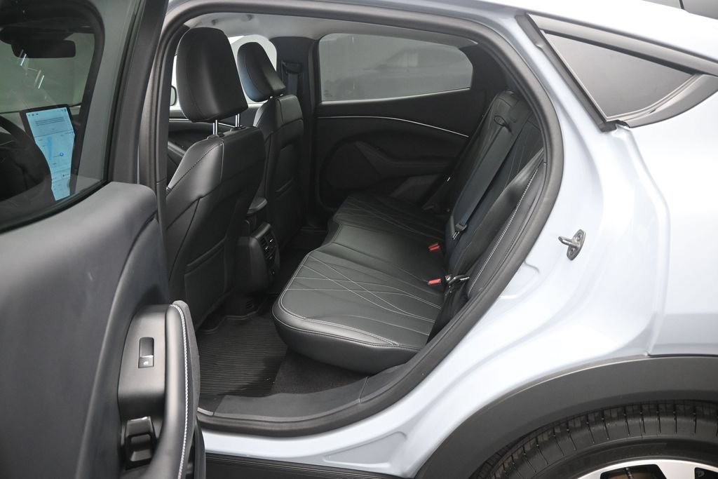 Certified 2024 Ford Mustang Mach-E Select AWD/4WD image 18