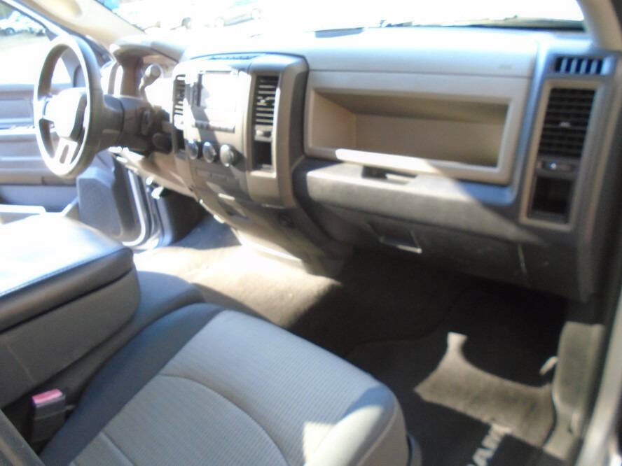 Used 2012 RAM 1500 Express image 22