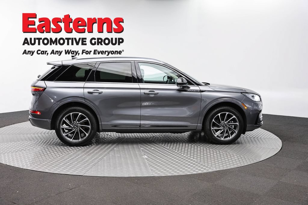 Used 2023 Lincoln Corsair Grand Touring w/ Equipment Group 301A AWD/4WD image 4