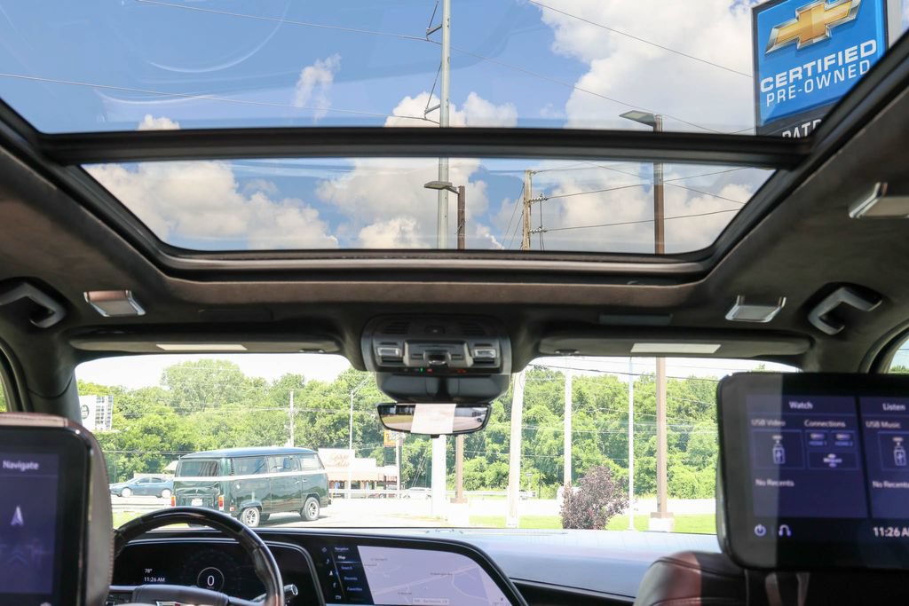 Used 2021 Cadillac Escalade ESV Premium Luxury Platinum AWD/4WD image 44