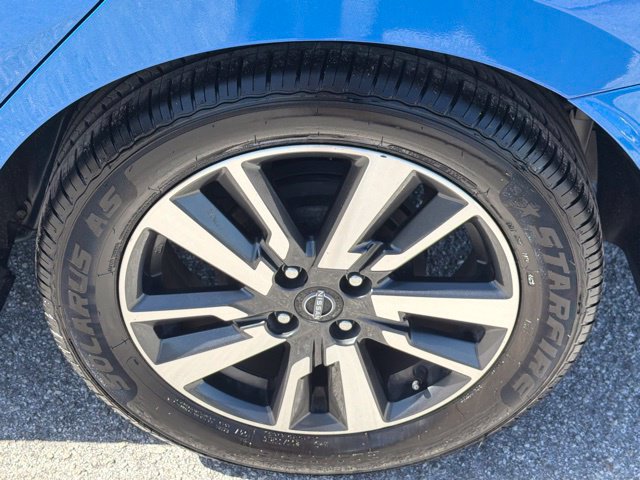 Used 2024 Nissan Versa SV FWD image 15