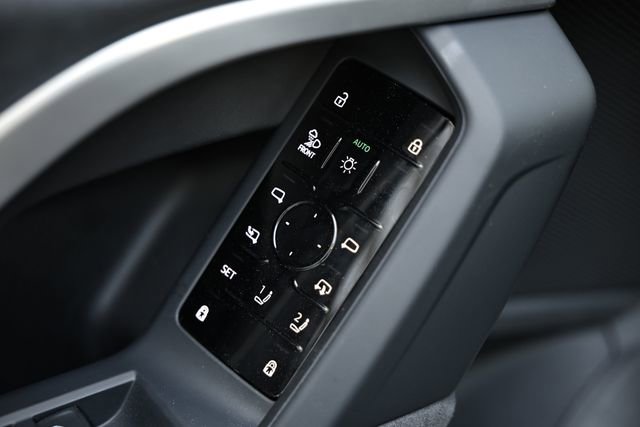 New 2026 Audi SQ5 Premium Plus AWD/4WD image 17
