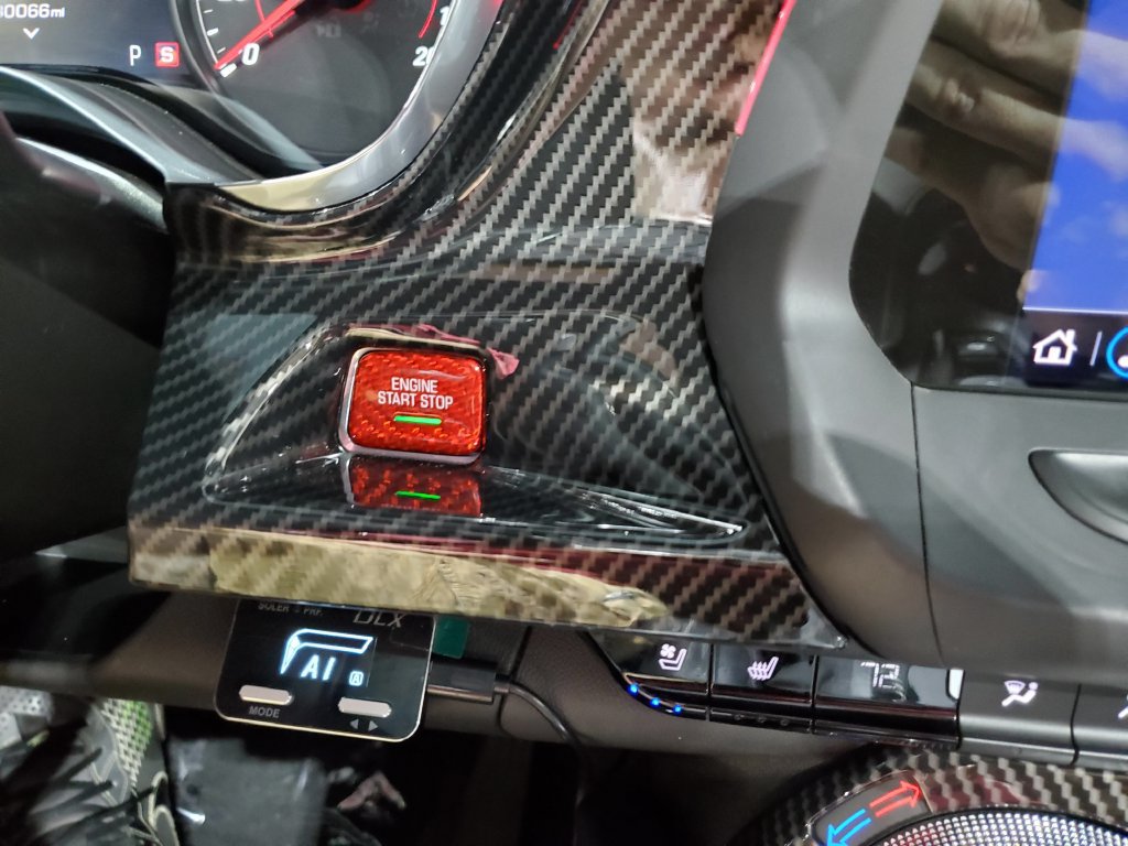 Used 2021 Chevrolet Camaro SS RWD image 31