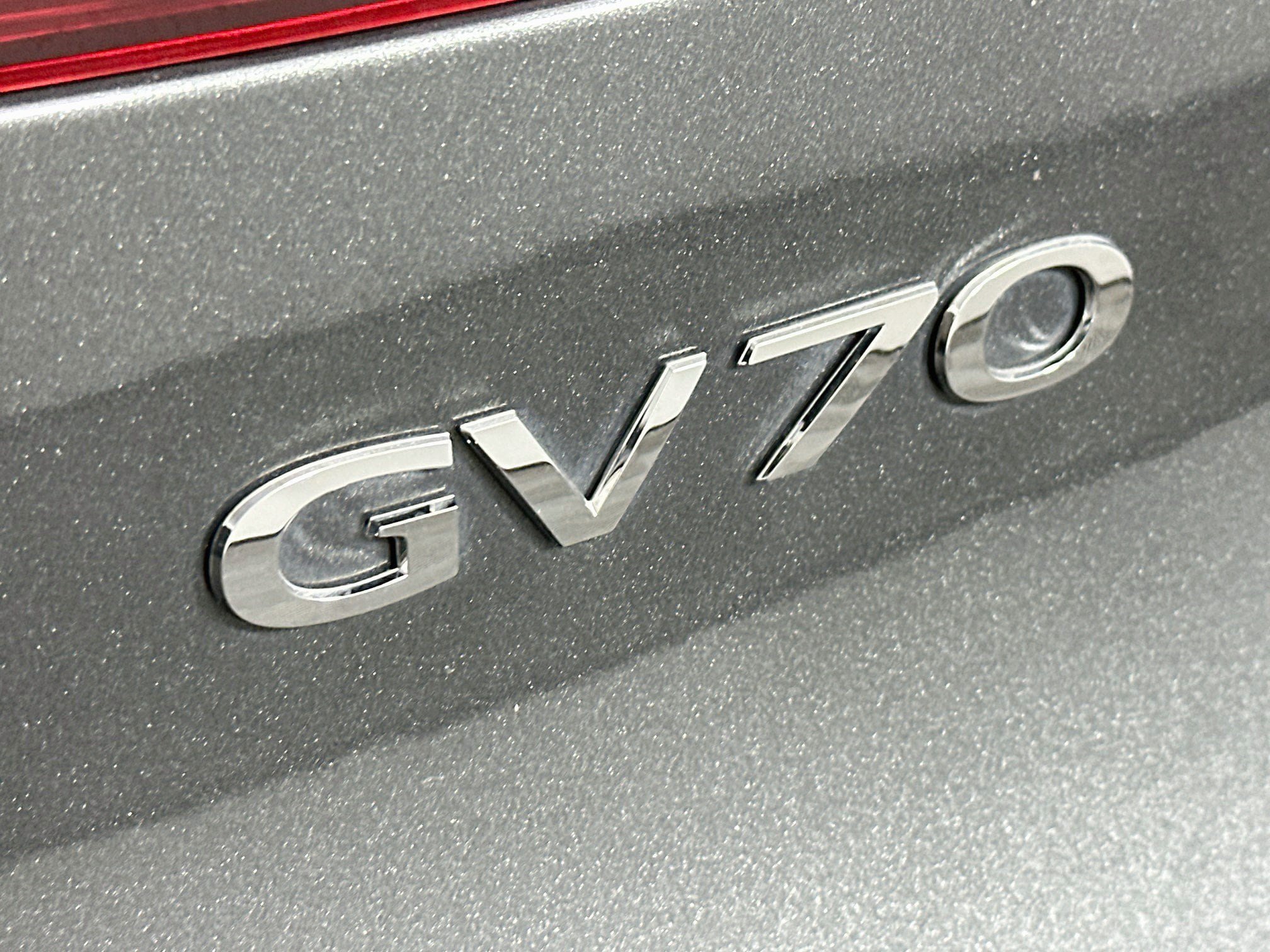 Used 2025 Genesis GV70 3.5T Sport w/ Sport Advanced Package AWD/4WD image 28