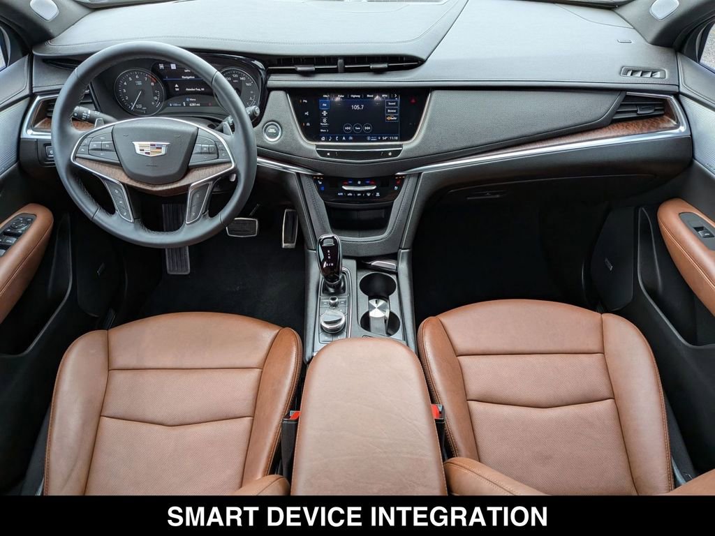 Used 2025 Cadillac XT5 Sportv w/ LPO, Red Accent Package AWD/4WD image 27