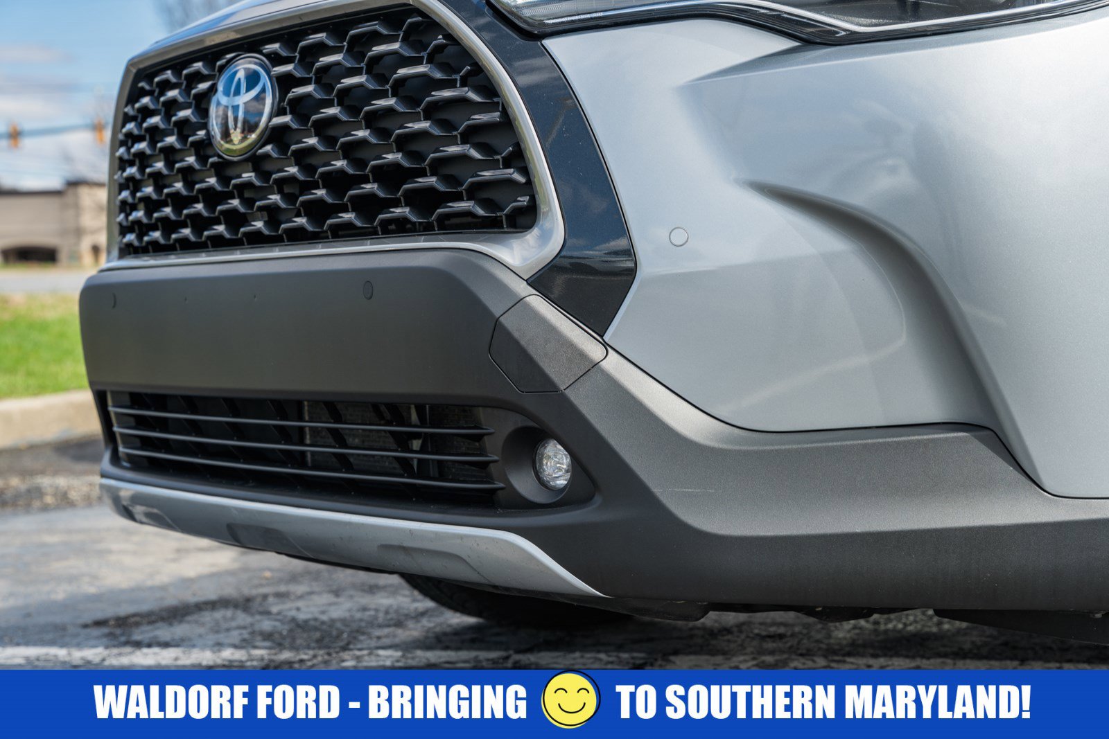 Used 2023 Toyota Corolla Cross XLE w/ Convenience Package image 16