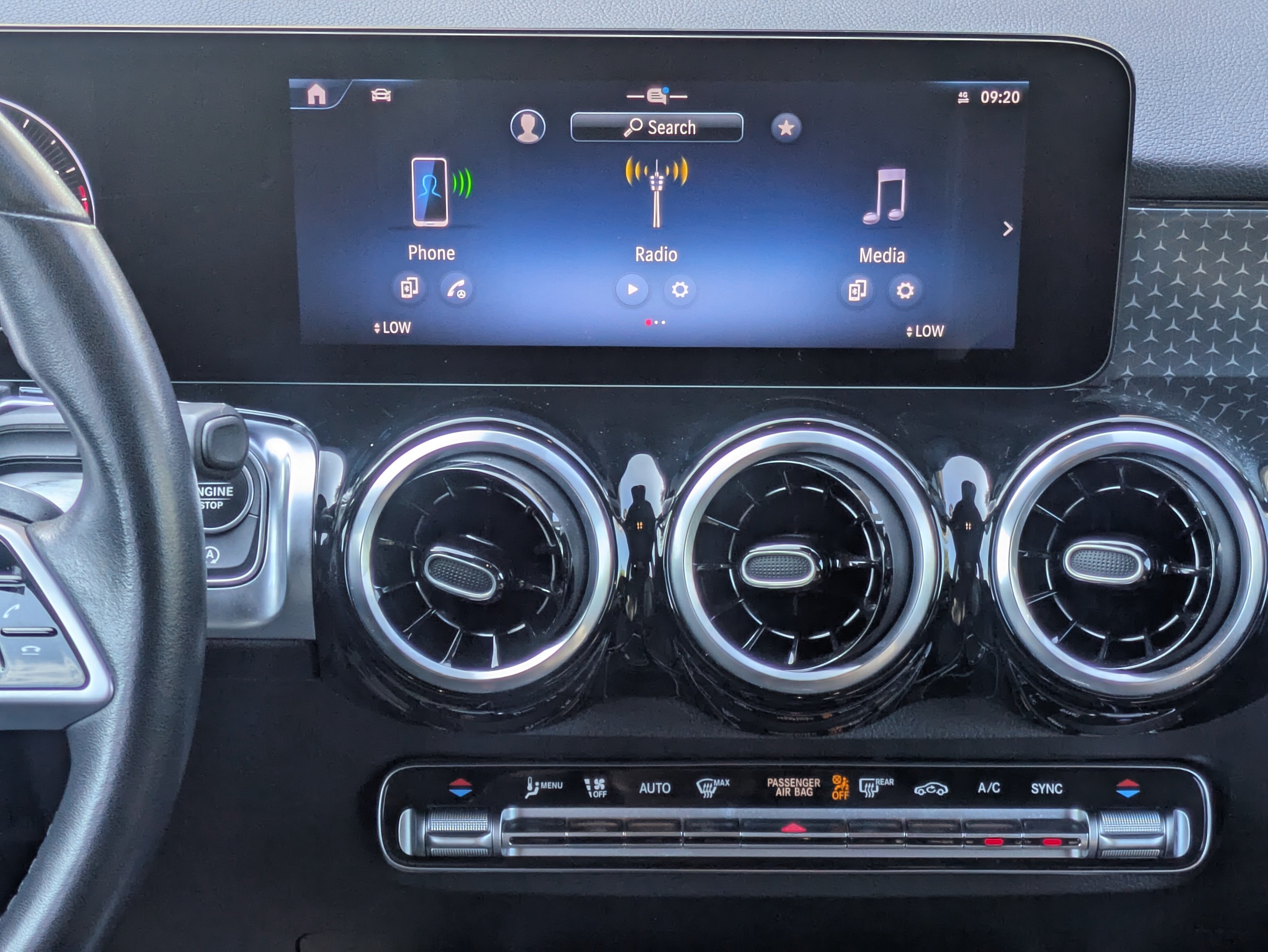 Certified 2025 Mercedes-Benz GLB 250 image 17