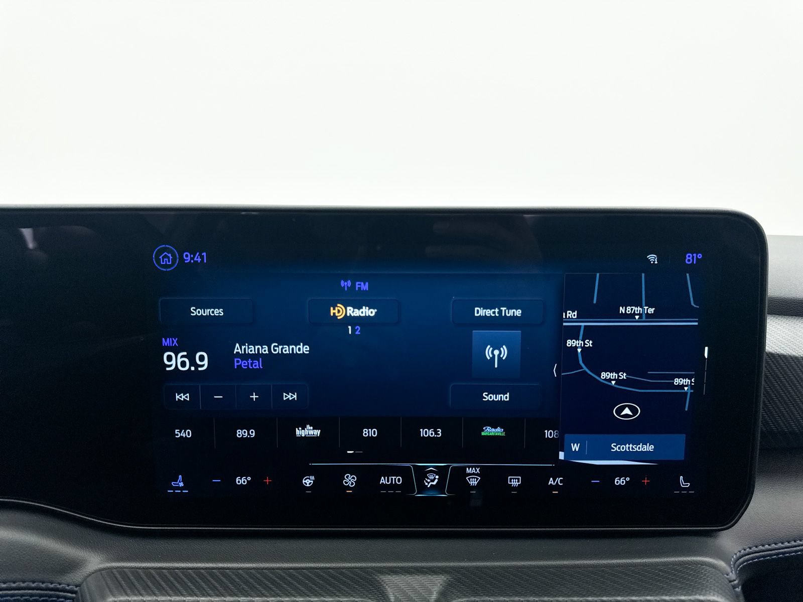 Used 2025 Ford Mustang Dark Horse RWD image 4
