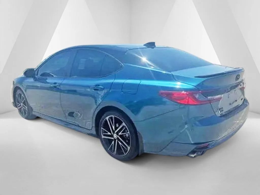 Used 2025 Toyota Camry XSE w/ Premium Package AWD/4WD image 5