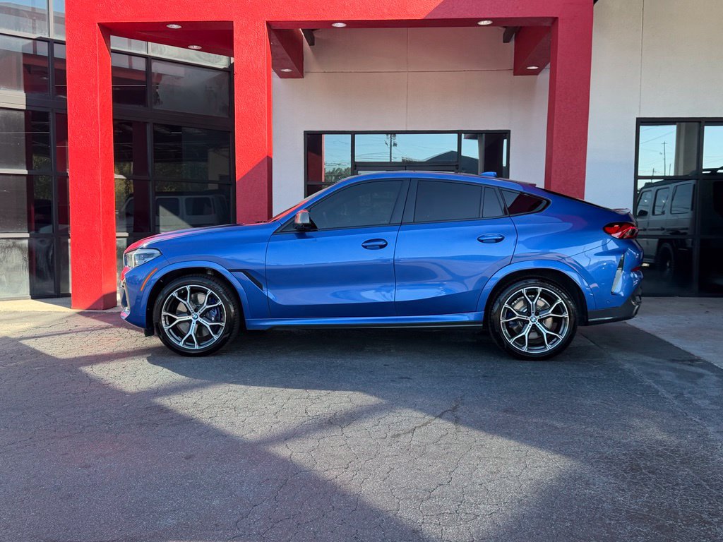 Used 2020 BMW X6 M50i w/ Premium Package AWD/4WD image 11