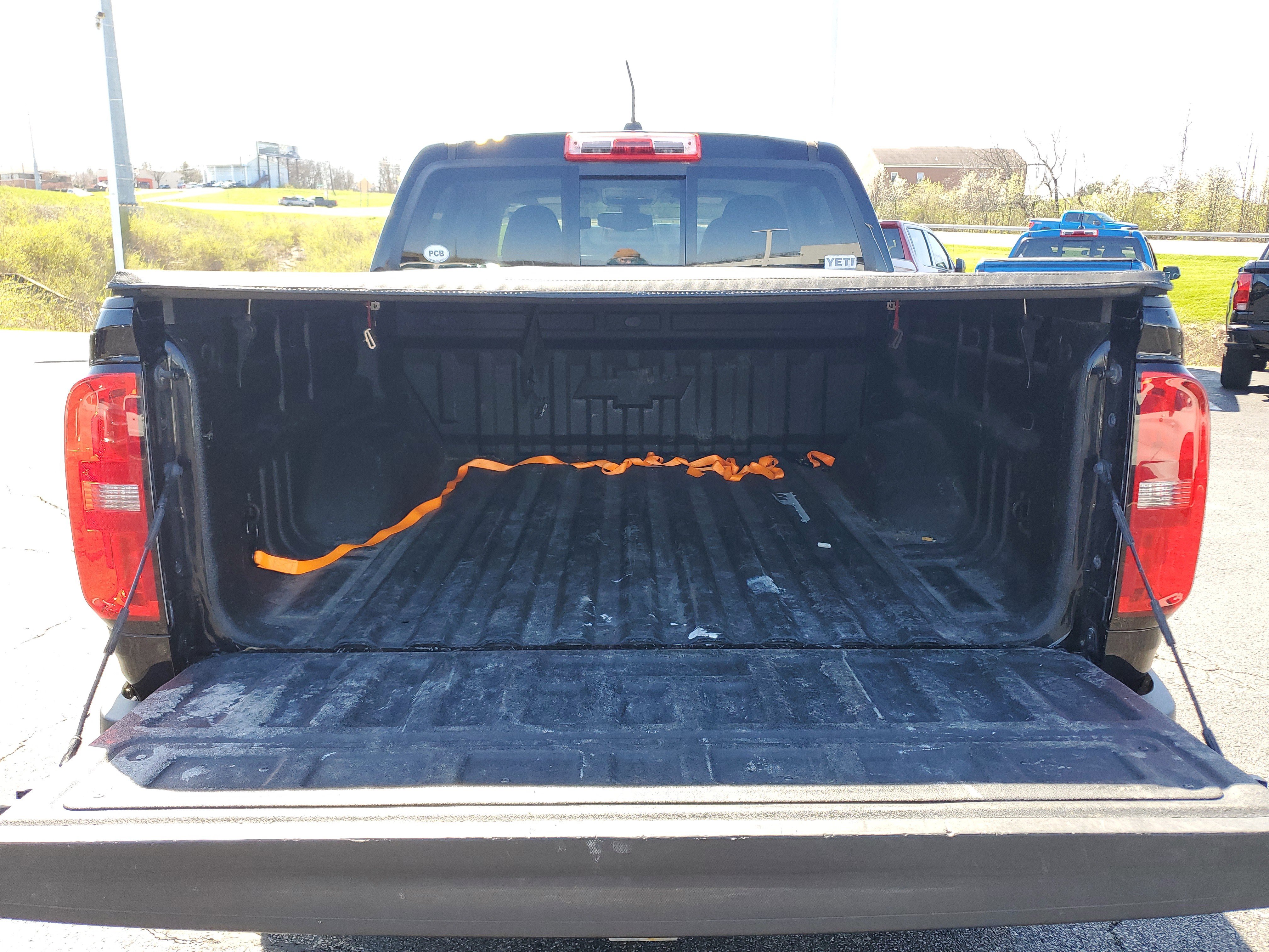 Used 2022 Chevrolet Colorado Z71 w/ Z71 Midnight Edition image 10