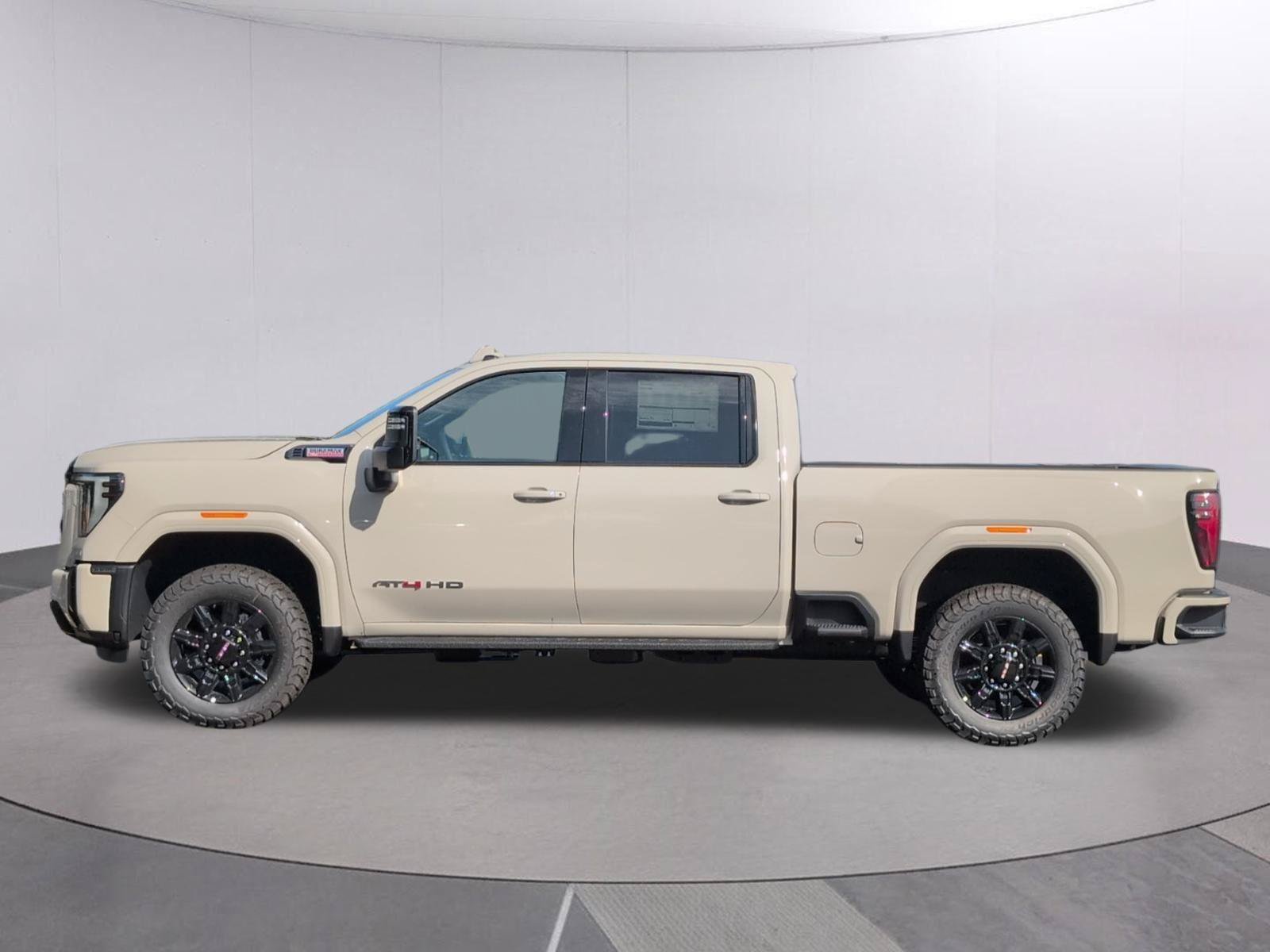 New 2026 GMC Sierra 2500 AT4 w/ AT4 Premium Plus Package AWD/4WD image 2