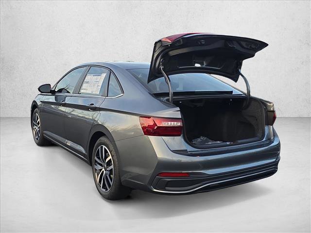 New 2026 Volkswagen Jetta SE FWD image 3