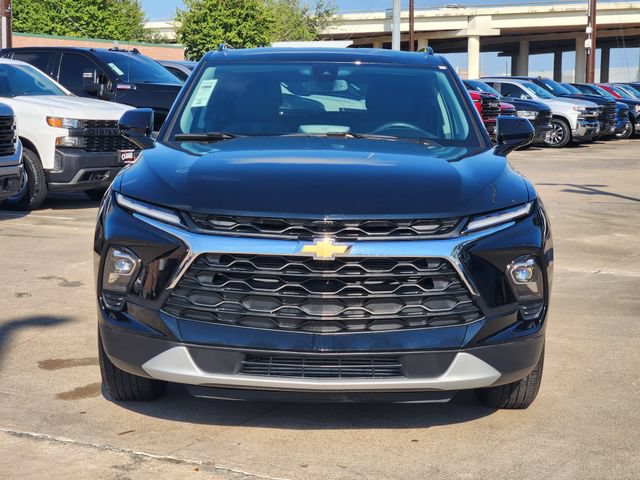 Used 2024 Chevrolet Blazer LT w/ Convenience Package FWD image 2
