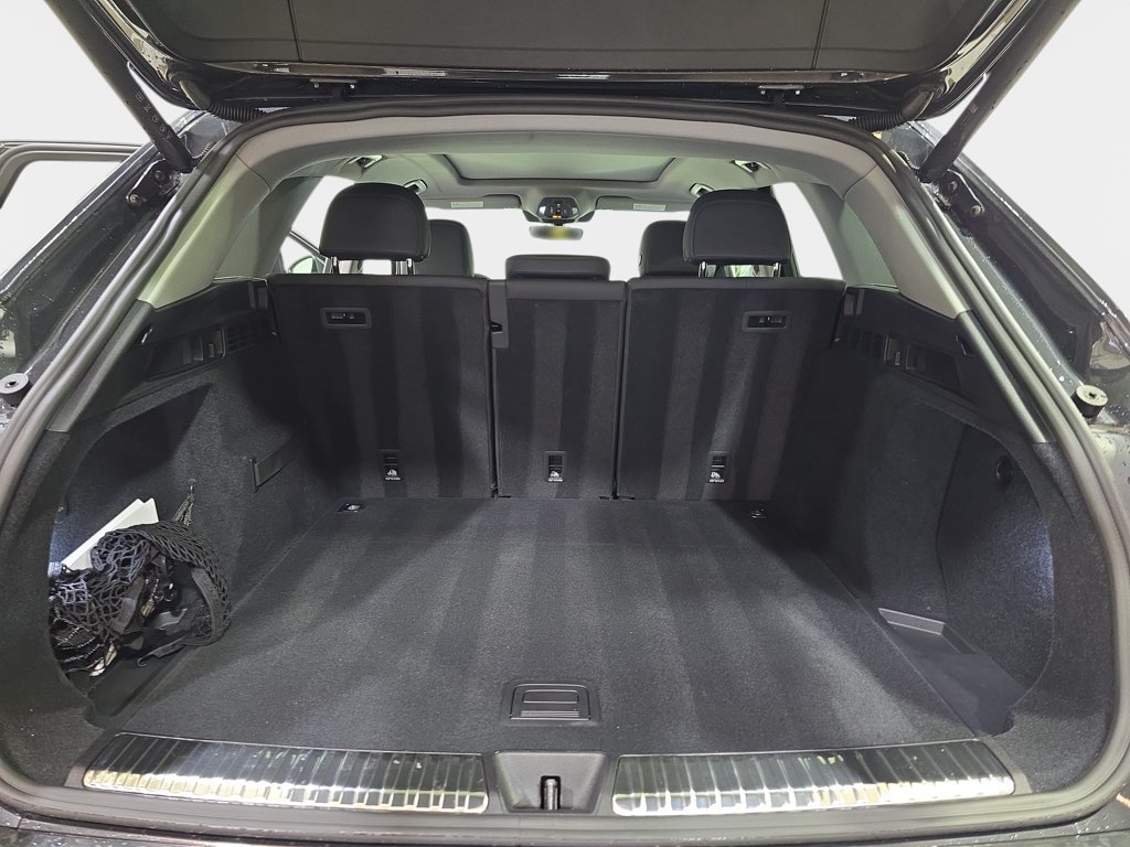 Used 2025 Audi Q5 Premium w/ Premium Plus AWD/4WD image 14