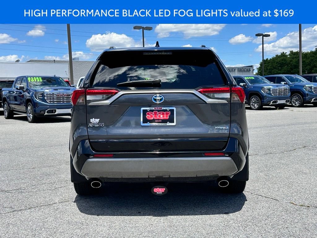 Used 2020 Toyota RAV4 XSE w/ All Weather Liner Package AWD/4WD image 9