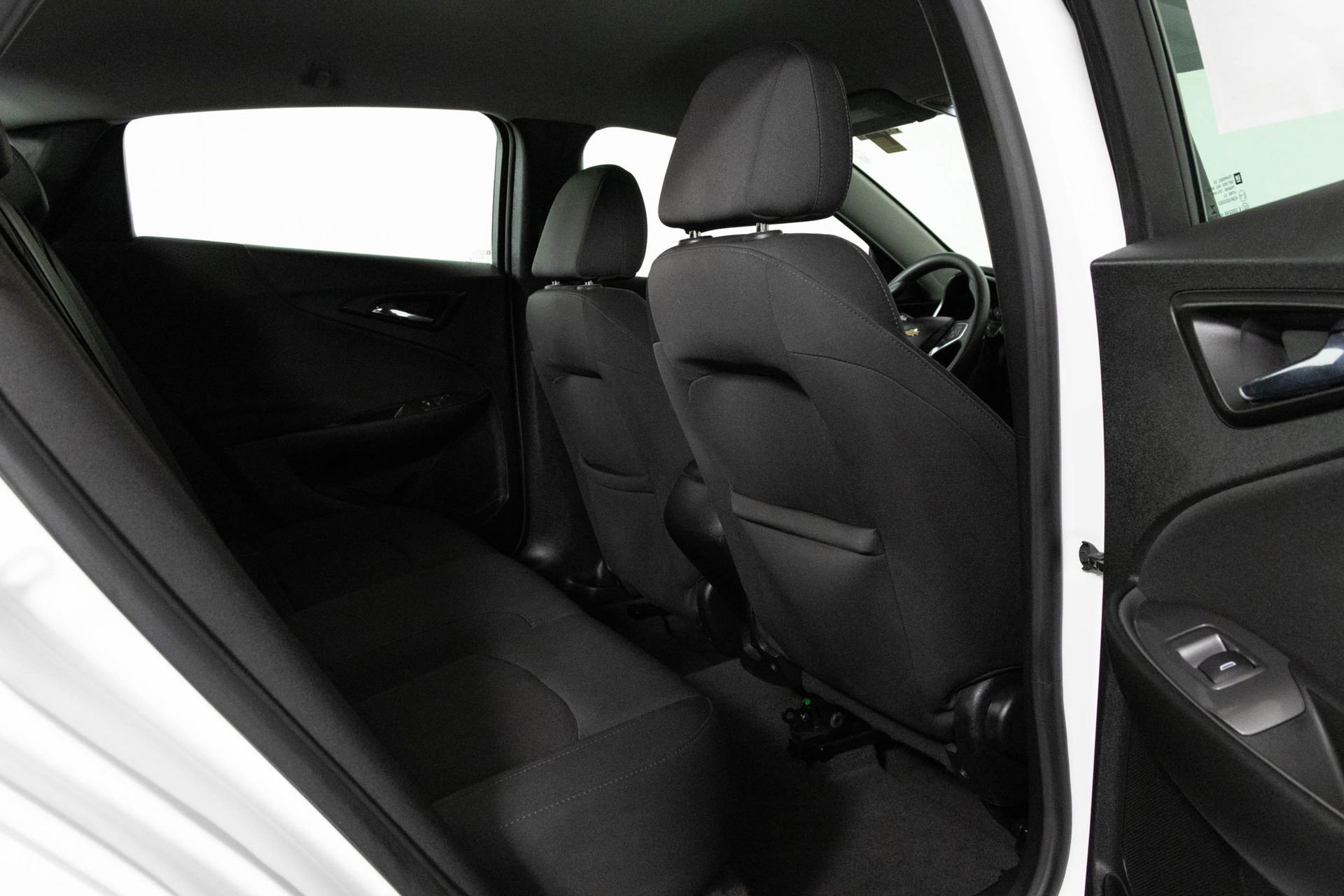 Used 2020 Chevrolet Malibu LS image 37