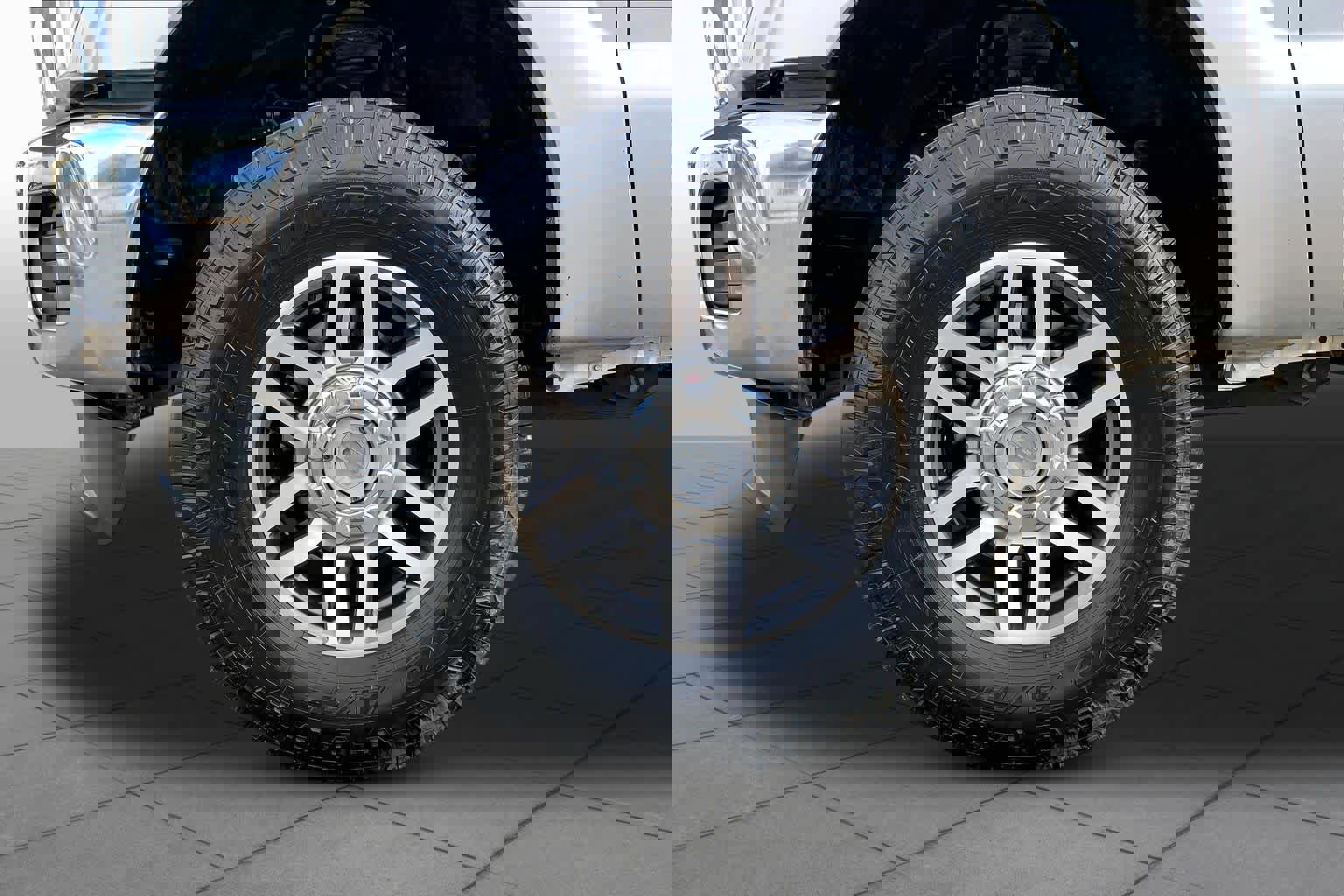 Used 2016 Ford F250 XLT w/ Camper Package image 11