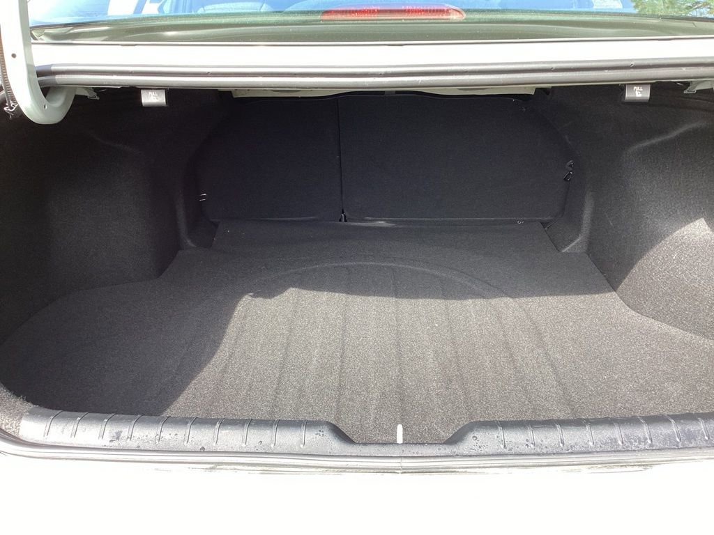 Used 2025 Kia K4 EX image 10