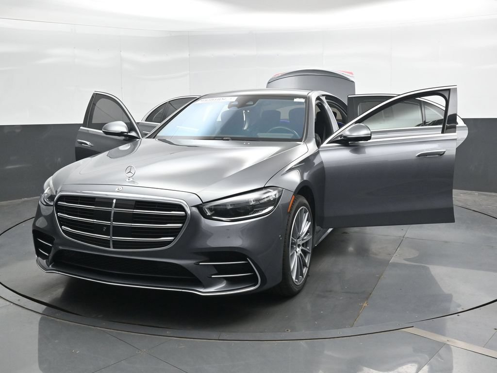 Used 2023 Mercedes-Benz S 580 4MATIC Sedan image 45