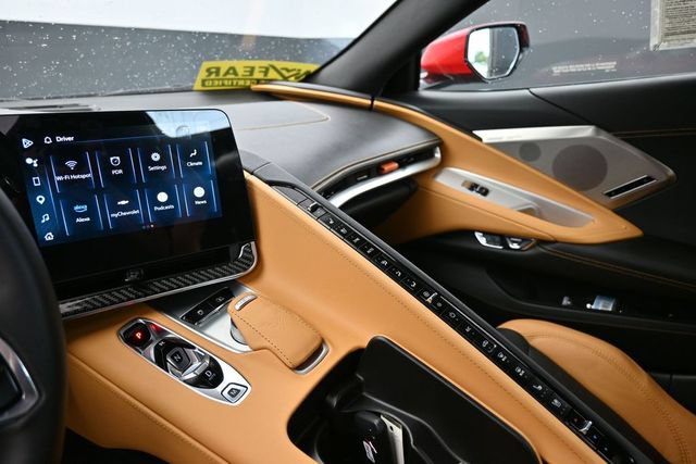 Used 2025 Chevrolet Corvette Stingray Preferred Conv w/ 2LT RWD image 15
