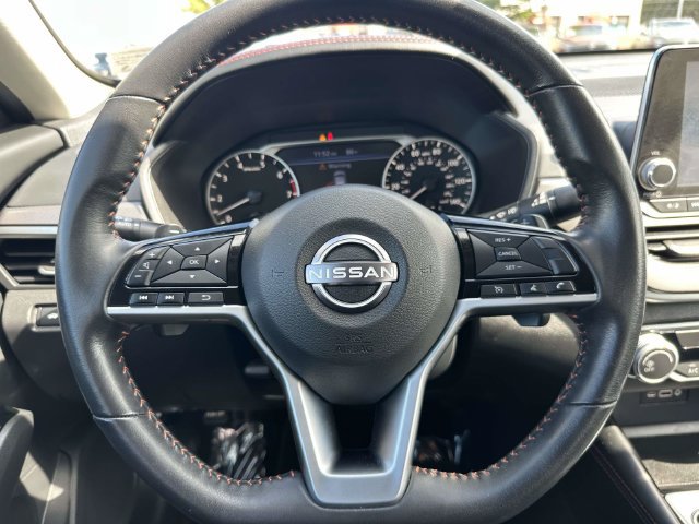 Used 2024 Nissan Altima 2.5 SR FWD image 22