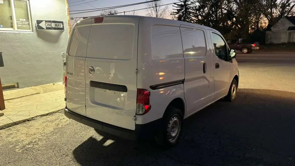 Used 2019 Nissan NV200 S image 3