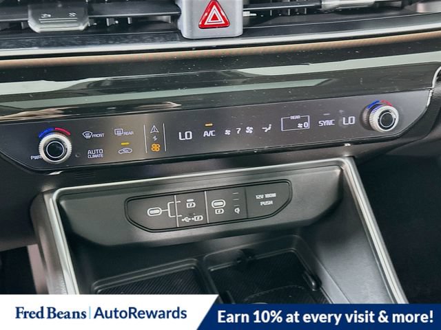 New 2025 Kia Carnival SX Prestige FWD image 21