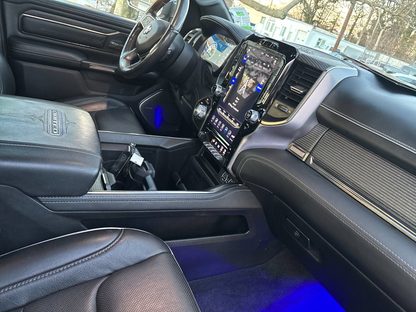 Used 2020 RAM 1500 Limited image 16