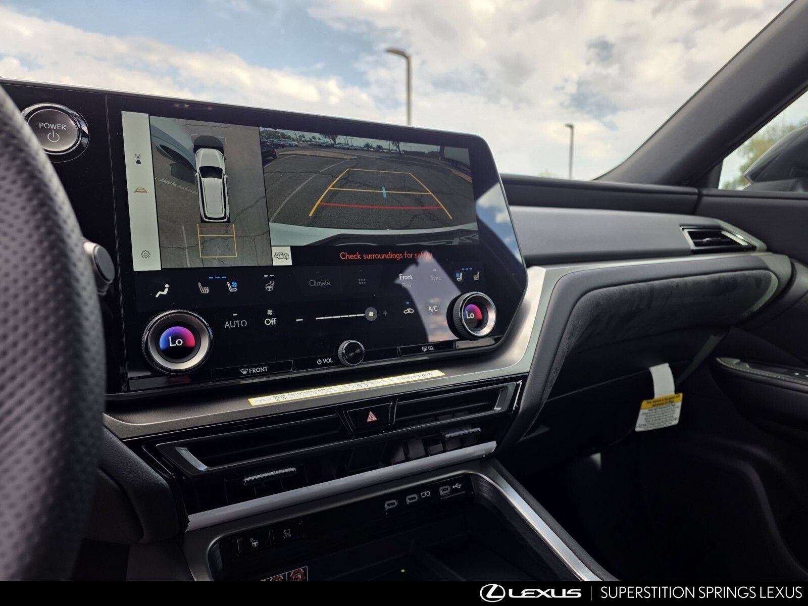 New 2026 Lexus TX 500h AWD image 18