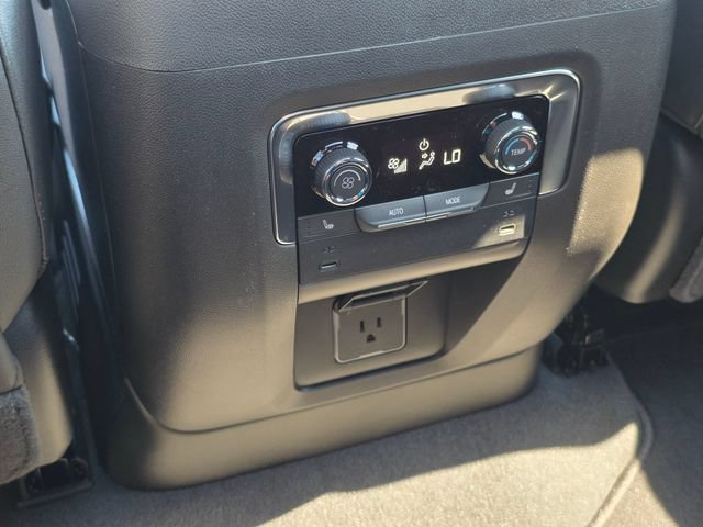 New 2026 Chevrolet Tahoe High Country AWD/4WD image 39