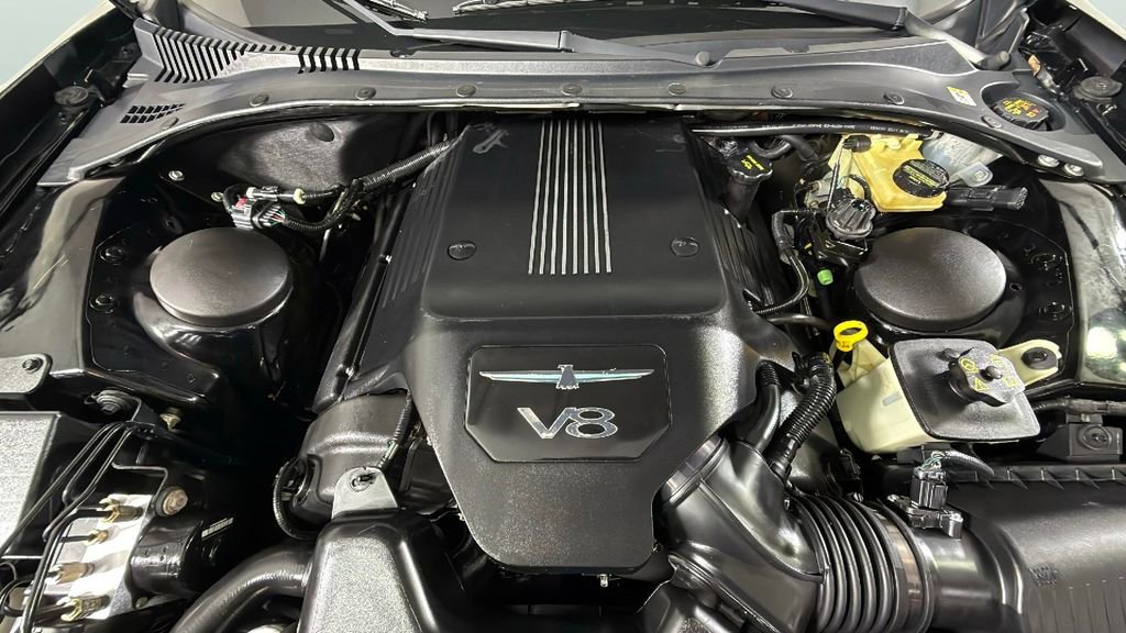 Used 2003 Ford Thunderbird image 33