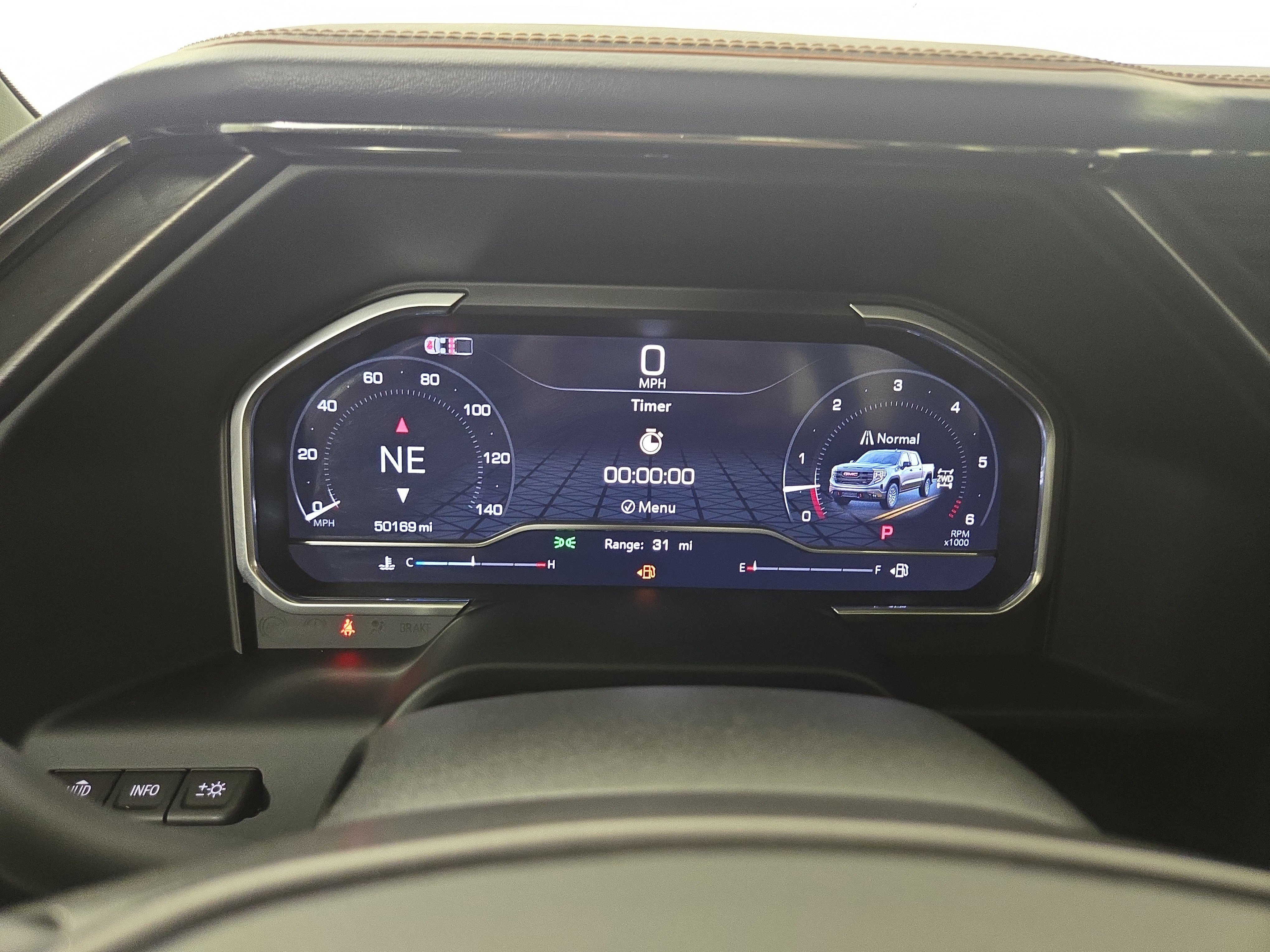 Certified 2024 GMC Sierra 1500 AT4 w/ Technology Package AWD/4WD image 17