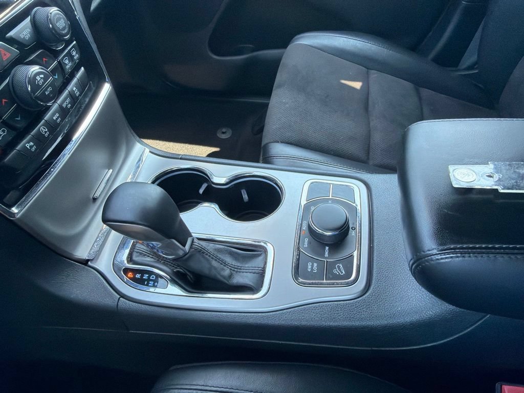 Certified 2020 Jeep Grand Cherokee Laredo w/ Quick Order Package 2BN North AWD/4WD image 29